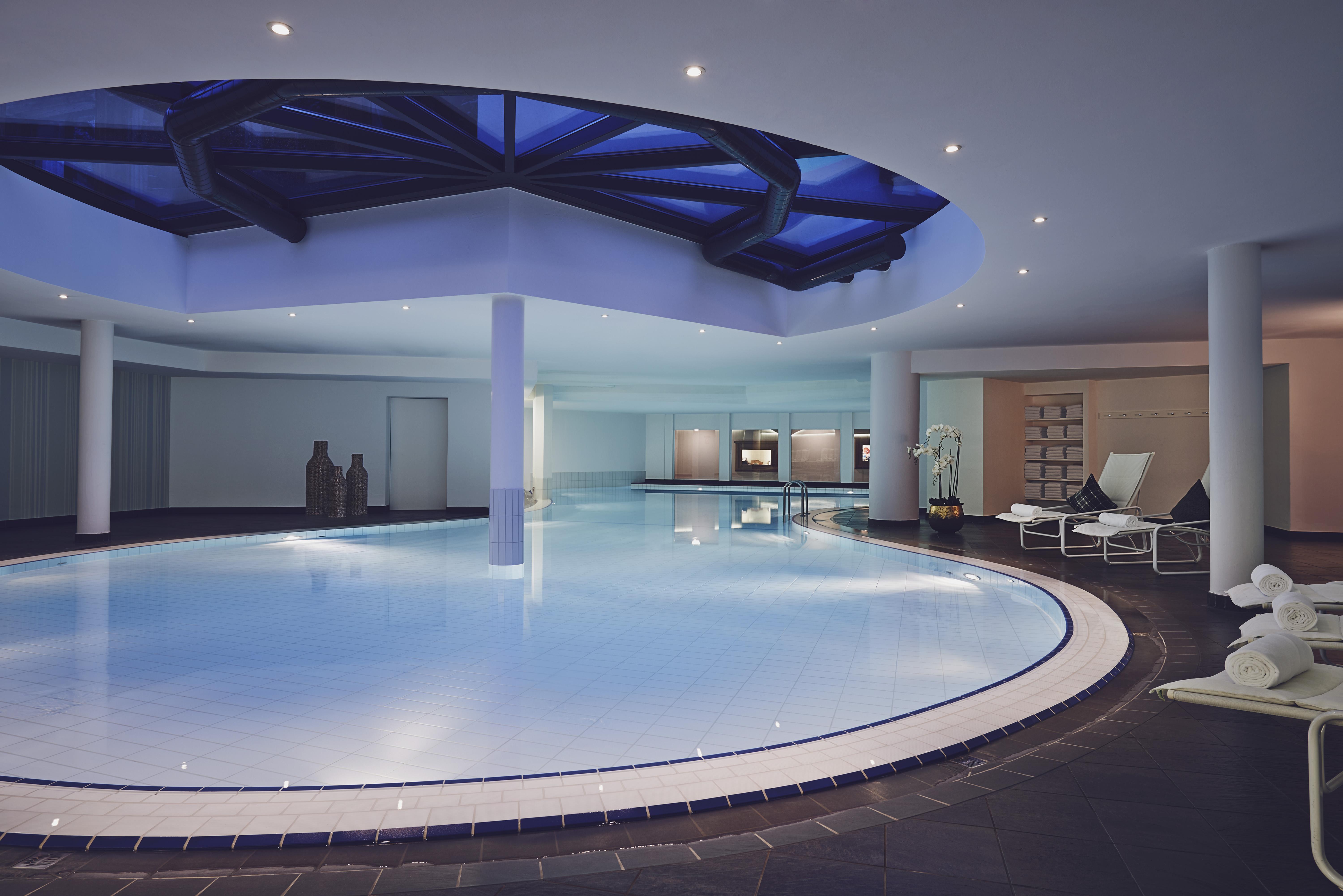 Hotel Waldhuus 4*